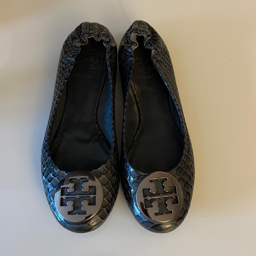 Tory Burch Ballet Flat: Metallic